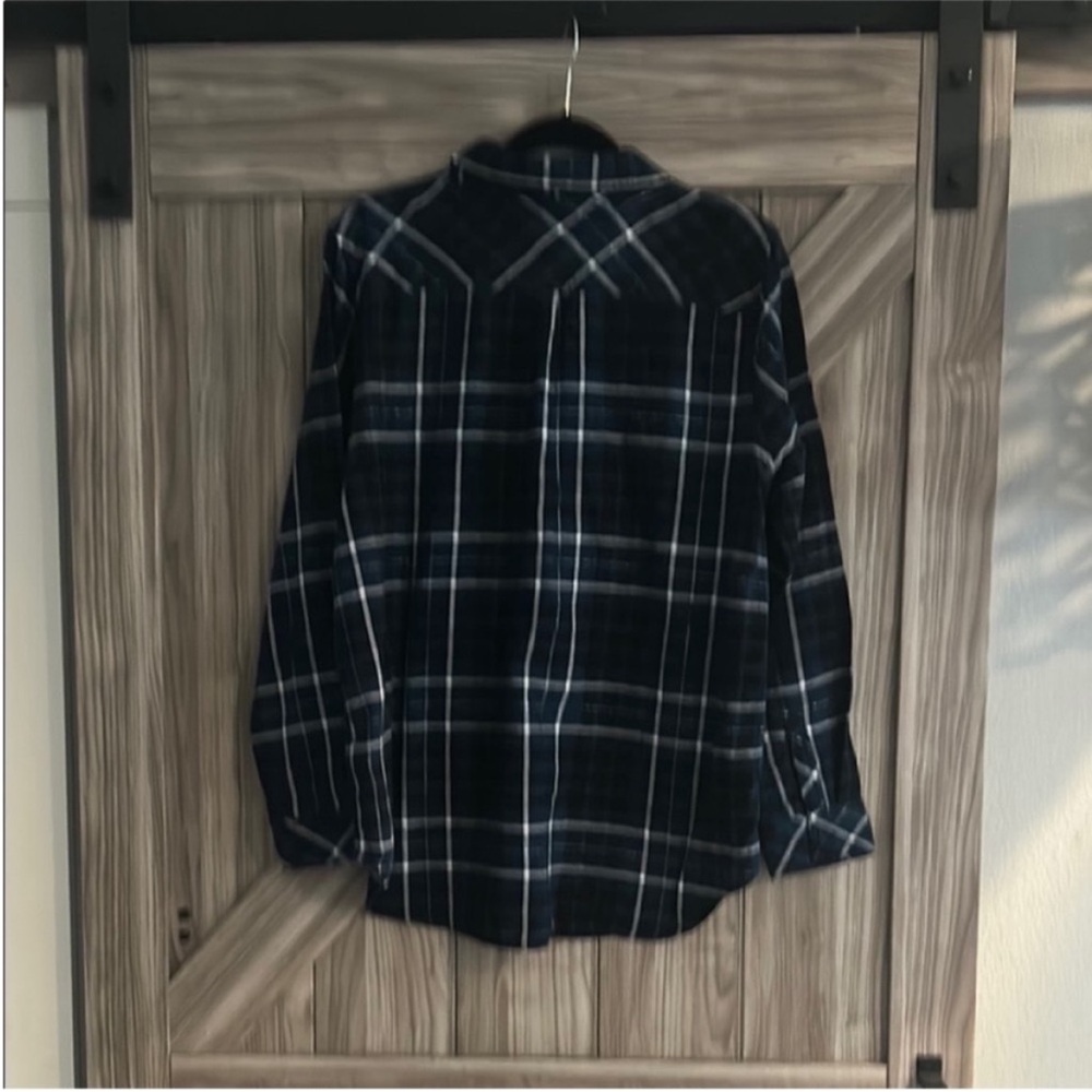 NWOT Well Worn Navy and Black Plaid Shirt Size Large - Picture 3 of 7
